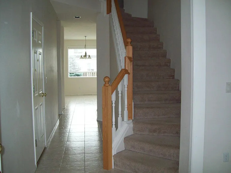 12556 NW Brimpton Ct — Photo 7