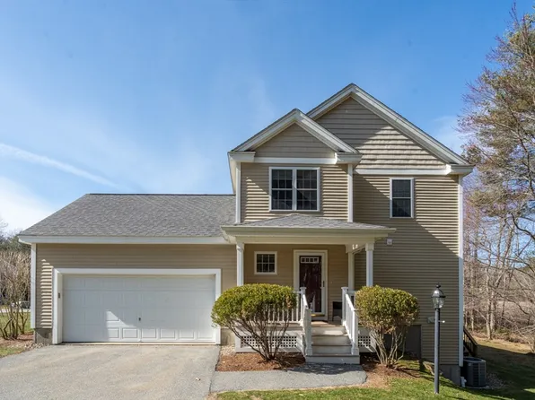 26 Southgate Rd #26, Westford, MA 01886