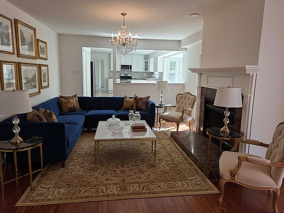 Luxury Family Living!