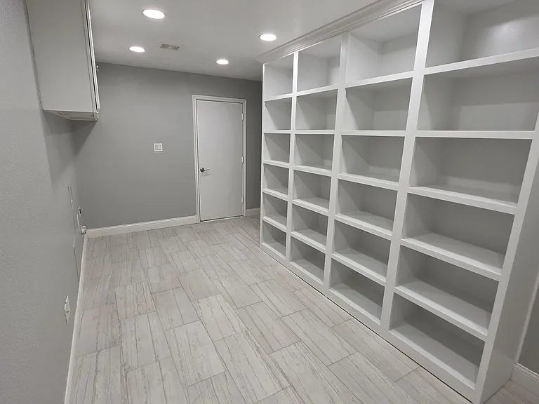 6511 White Oaks Ln — Photo 18