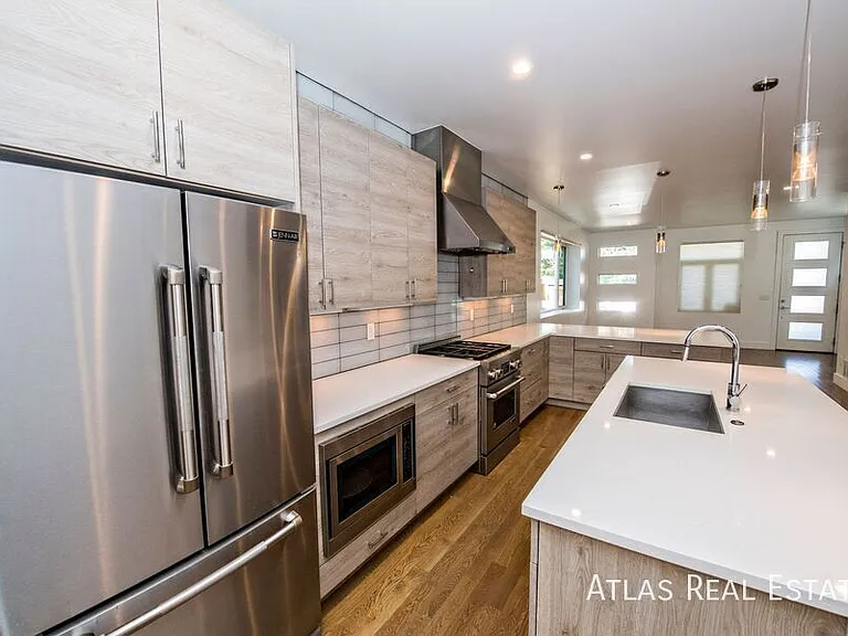 2156 S Sherman St — Photo 9