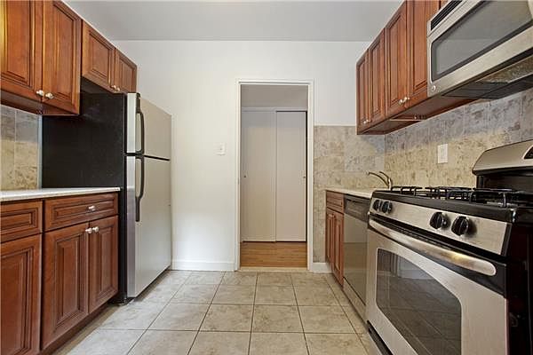1st image of 6515 Yellowstone Blvd APT 2A