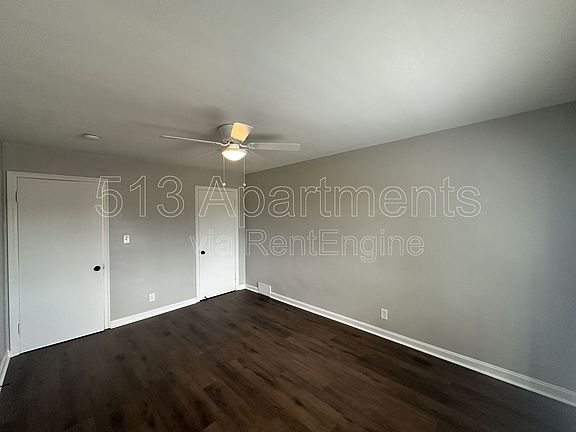 5th image of 1649 Anita Pl APT 4