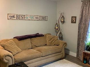 22 Garden Rd, Philadelphia, NY 13673