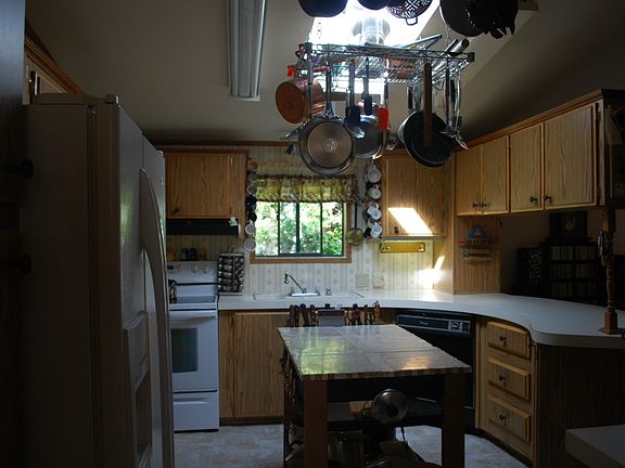 4th image of 704 87th Ave NE Trailer 50