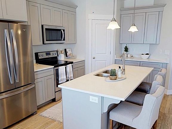 3rd image of 4311 W Hemsley Ln