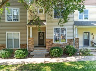 11021 Dundarrach Ln, Charlotte, NC 28277