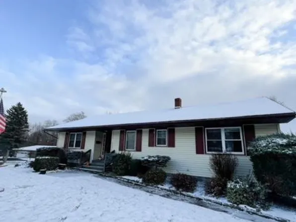 20 Hillsdale Ter, Malone, NY 12953