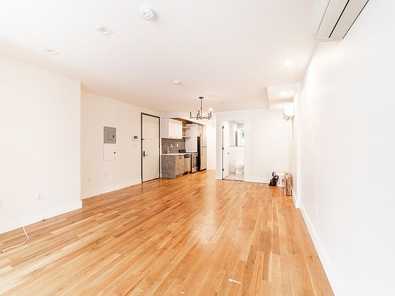 2nd image of 1772 Bergen St #1F