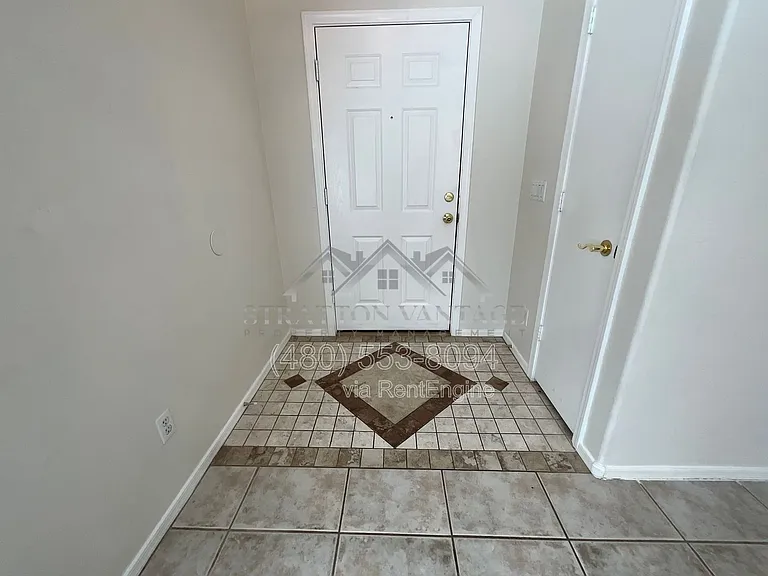 16612 W Cottonwood St — Photo 4