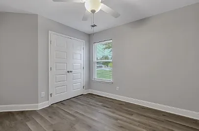 245 Abigail Cir — Photo 6