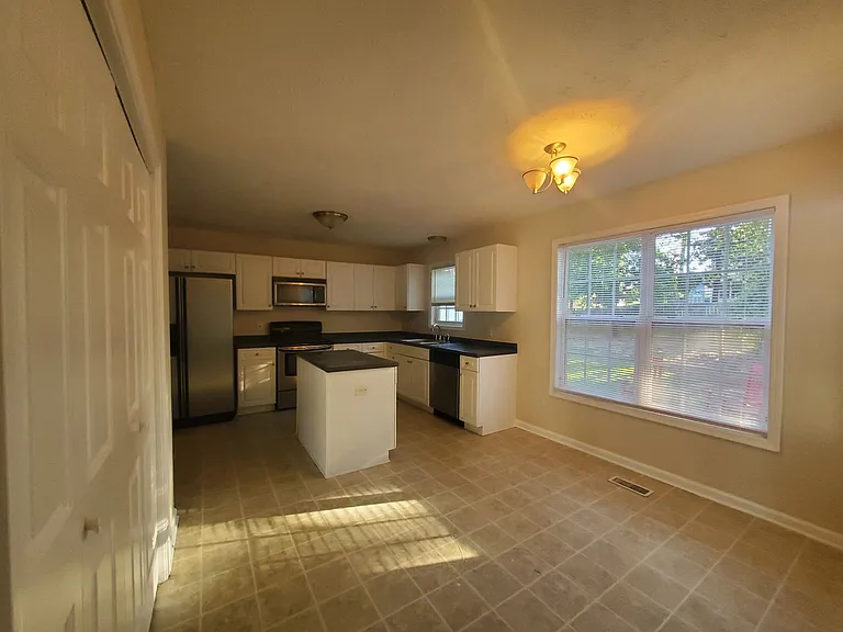 213 Kristin Ave — Photo 14
