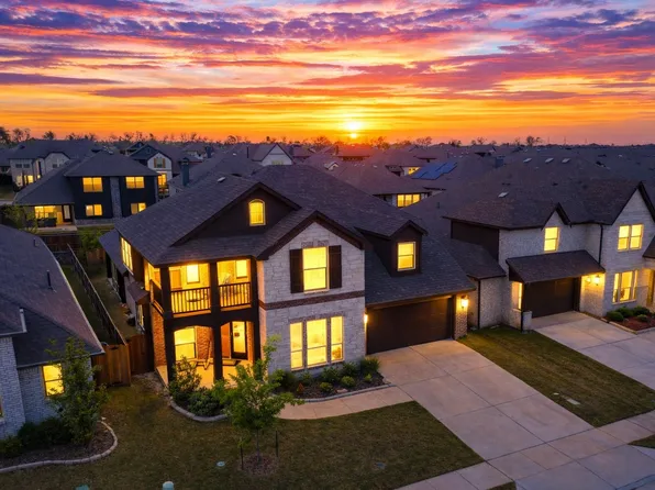 412 W Autumn Hill Blf, Lavon, TX 75166