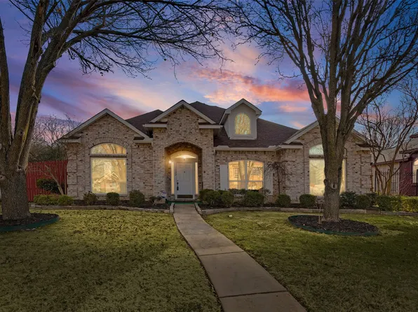 1132 Devonshire Dr, Desoto, TX 75115
