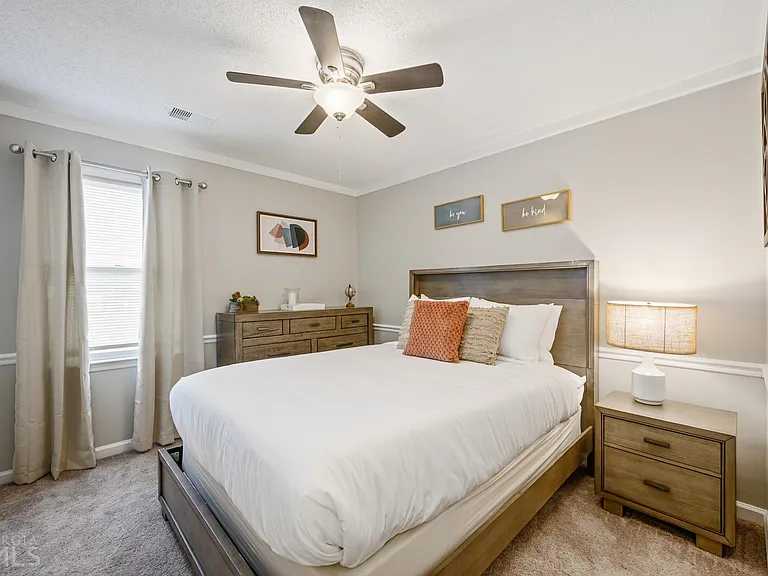 25 Jennifer Ln — Photo 14