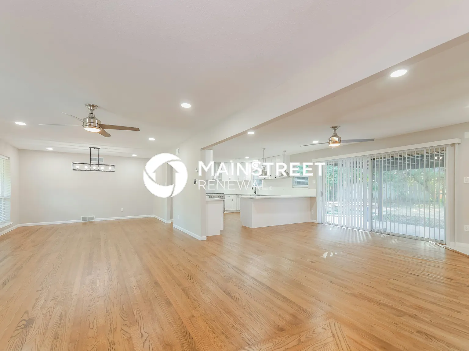 6518 Ridgemont Dr — Photo 2