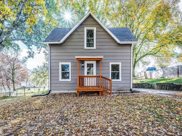 907 Main St, Harlan, IA 51537