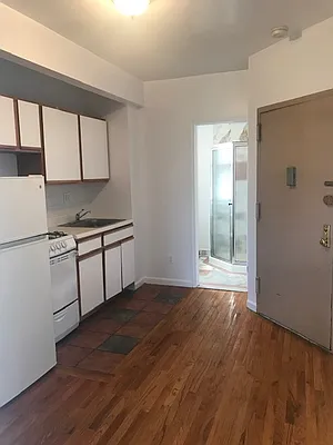 Rented by Douglas Elliman | media 3