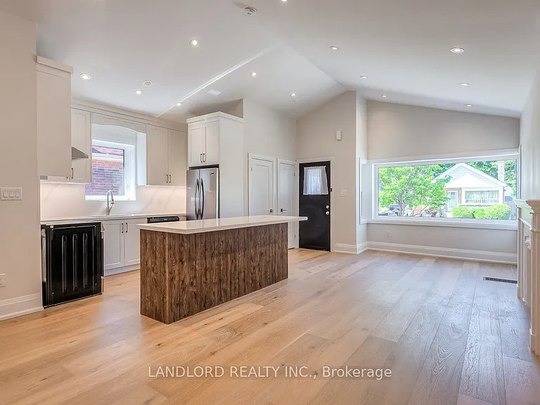 29 Hutton Ave — Photo 1