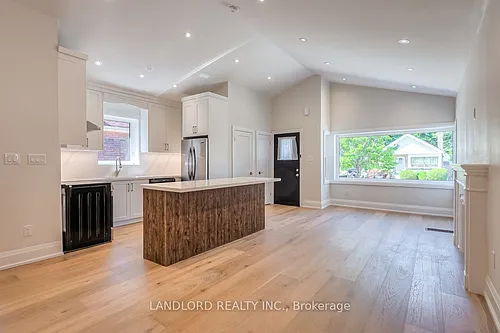 29 Hutton Ave Photo 1