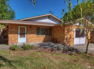 1101 E 70th St, Tacoma, WA 98404