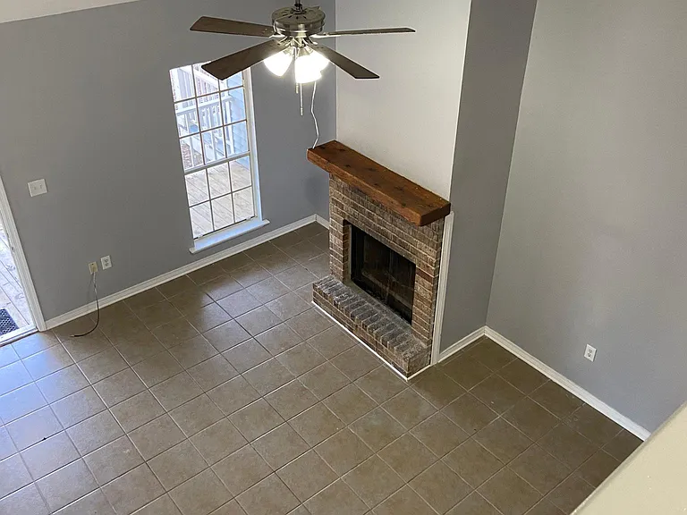 120 Beech St — Photo 3