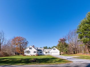 31 Interlaken Rd, Stockbridge, MA 01262