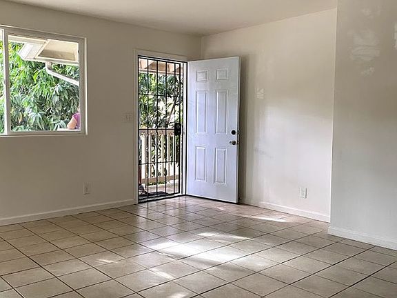2nd image of 1208 Matlock Ave #1210
