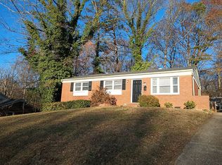 3127 Barringer Dr, Charlotte, NC 28217