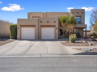 10923 Farola Dr NW, Albuquerque, NM 87114