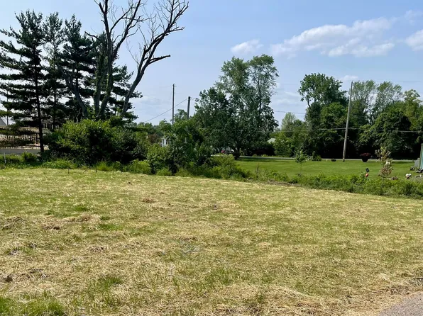 8642 Water St, Lancaster, OH 43130