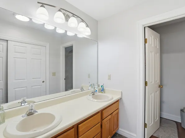 665 Deer Creek Path, Tipp City, OH 45371