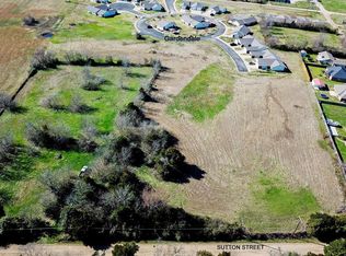 814 S Sutton St, Mabank, TX 75147