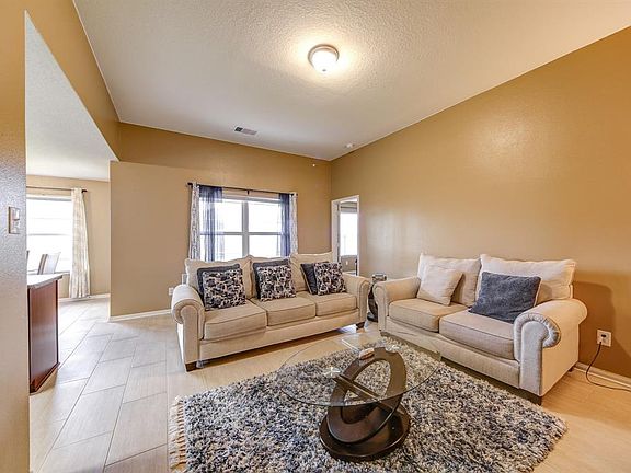 3rd image of 5012 Sycamore Ln