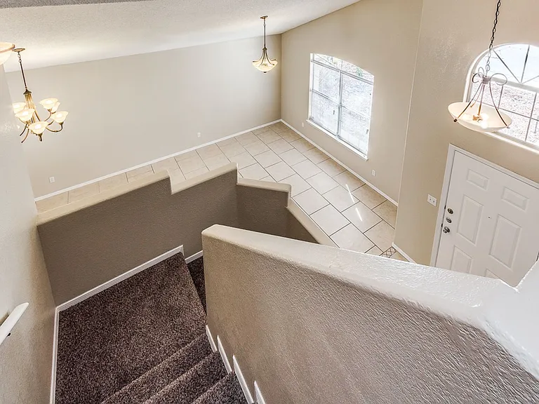 900 Tecate Pl — Photo 17