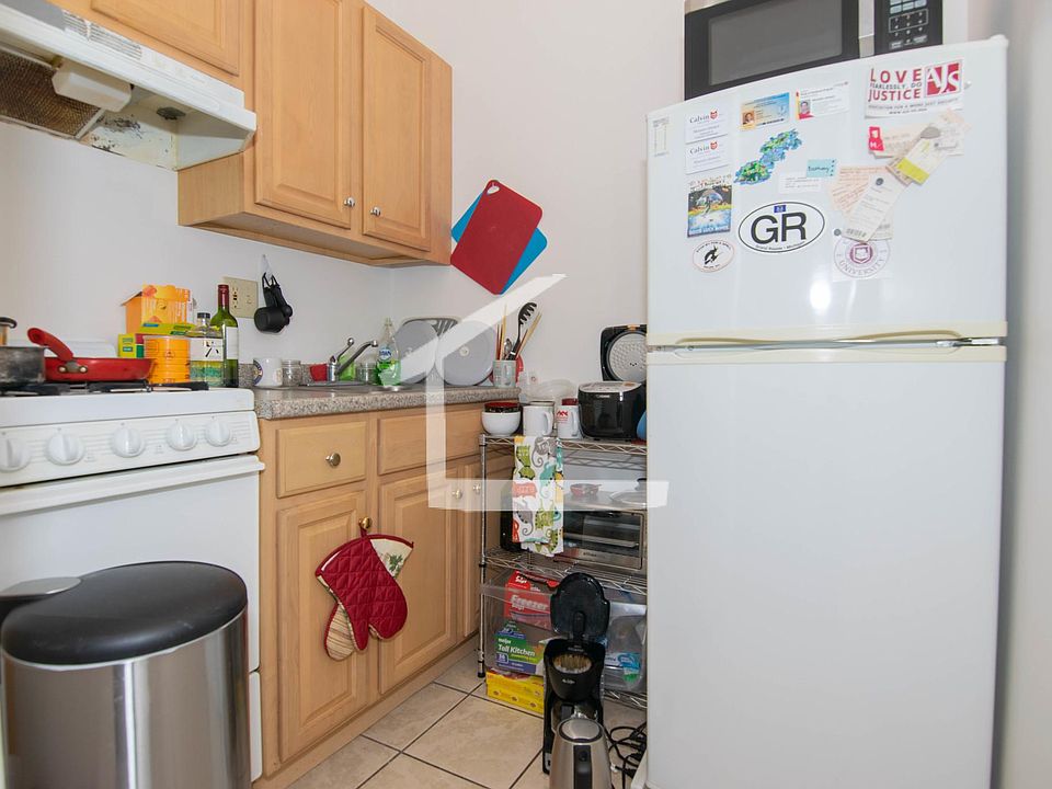 2nd image of 1258 Commonwealth Ave #69