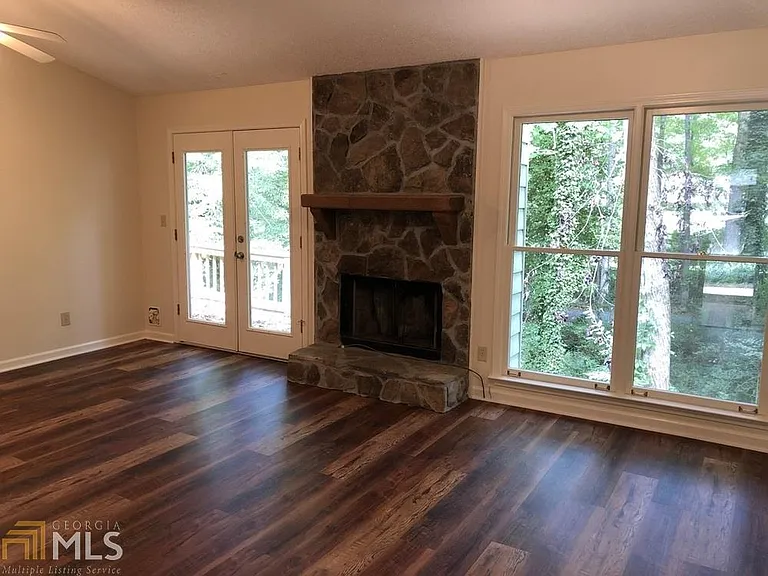 344 Summer Pl — Photo 13