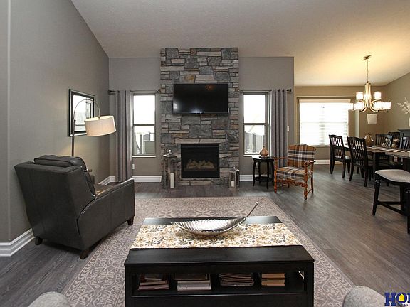 4th image of 9116 Baybrook Cir