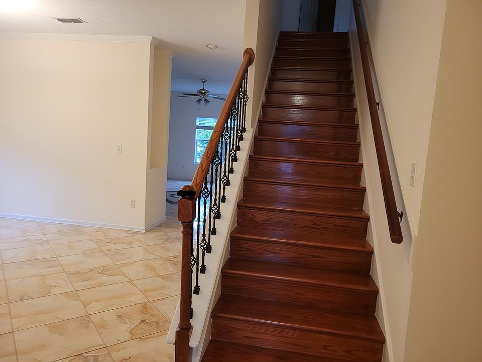 1st image of 12572 Woodfield Cir W
