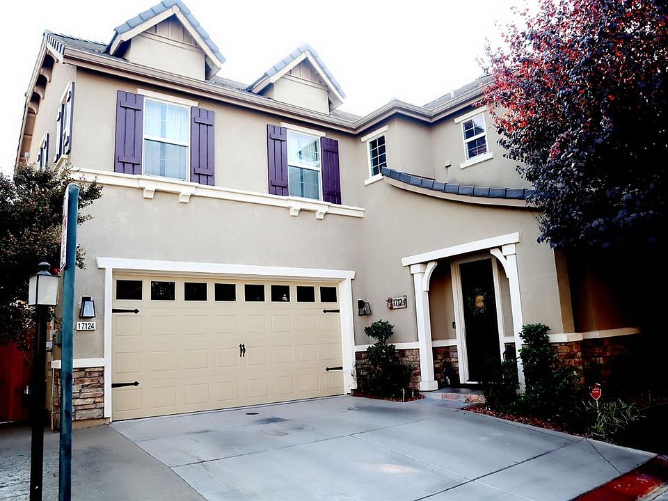 2nd image of 17124 Mountain Oak Ln