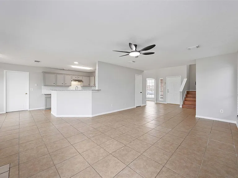 16710 Cheshire Place Dr — Photo 6