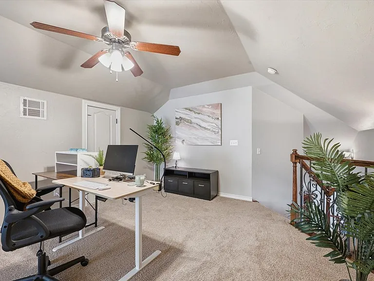 4713 Doe Run Dr — Photo 3