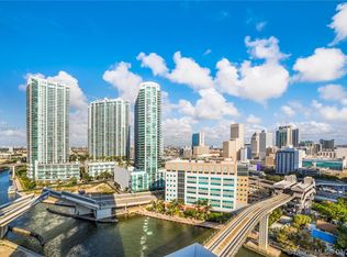 3120 NW 5th St, Miami, FL 33125