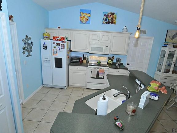 4th image of 62 Ryder Dr