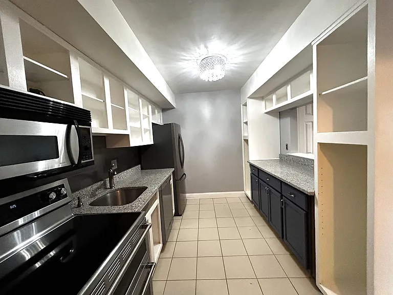 1713 Whitpain Hls — Photo 13