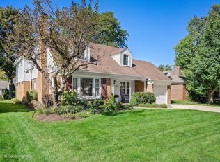 832 Sherwood Rd, La Grange Park, IL 60526