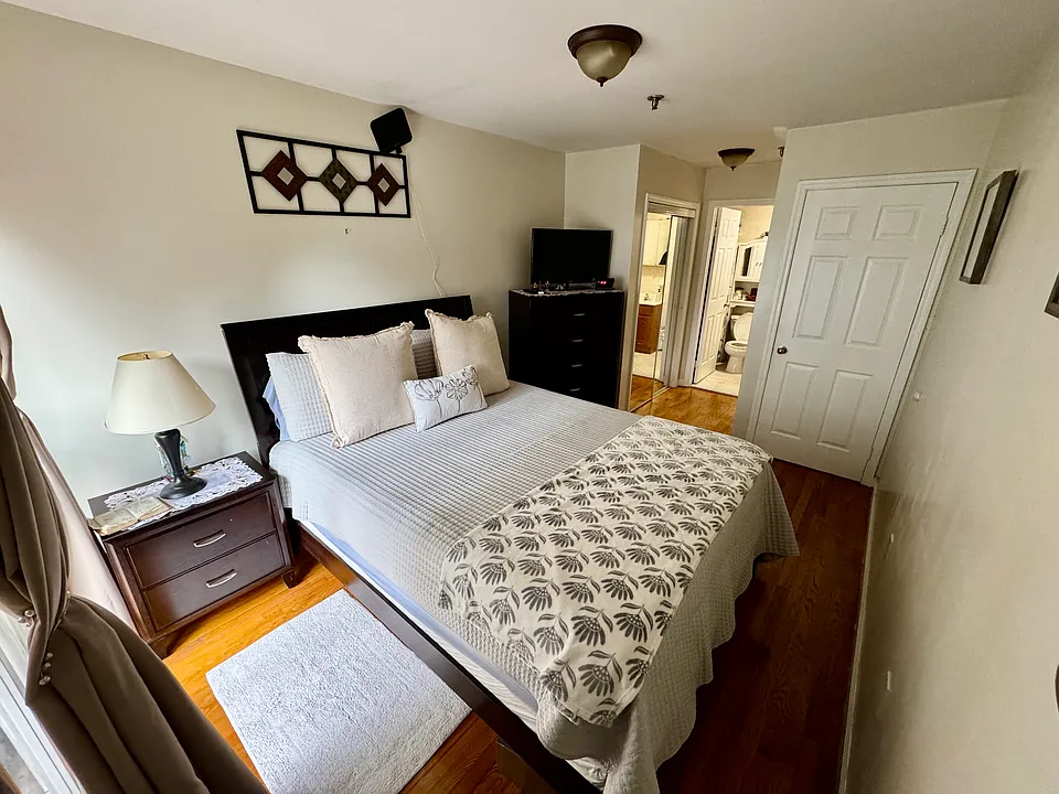 1209 Nelson Ave #3