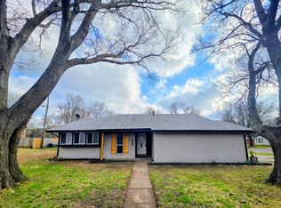 1302 Lasalle Dr, Sherman, TX 75090