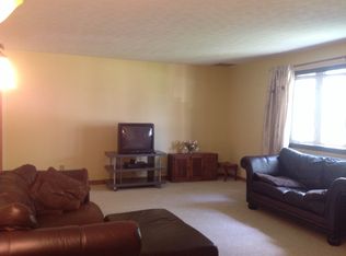 2366 Leon Ln, Springfield, OH 45502