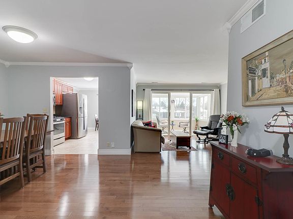 4th image of 42 Brandywine Ct #42
